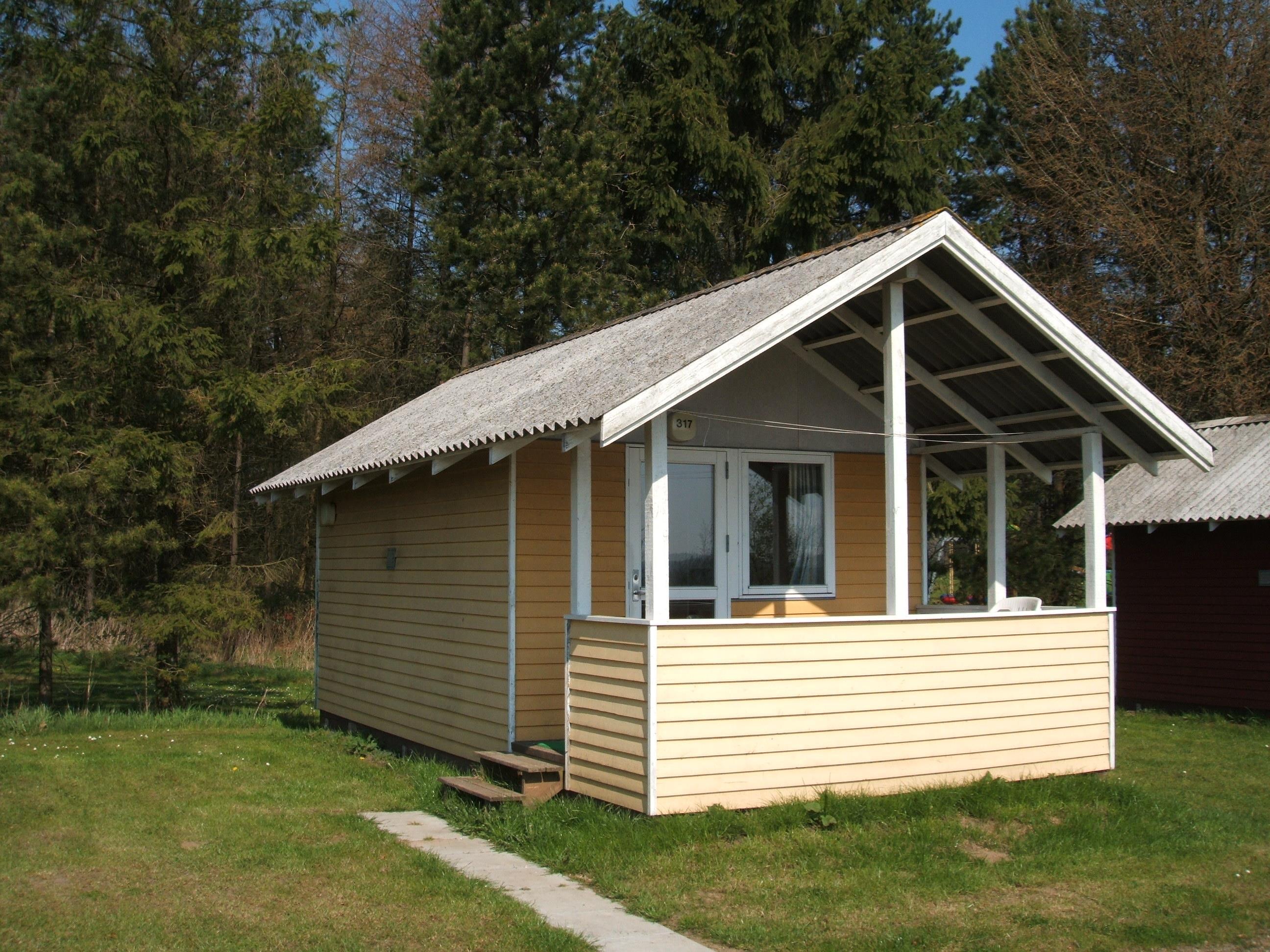 Fårup sø camping hytte c 25 m² med toilet max. 3 voksne & 2 ...