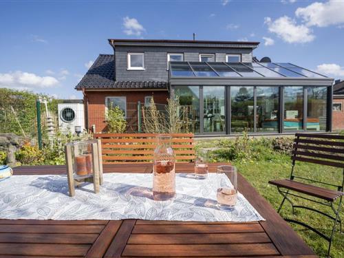 Sommerhus - 9 personer -  - Logumer Straße - 26725 - Wybelsum