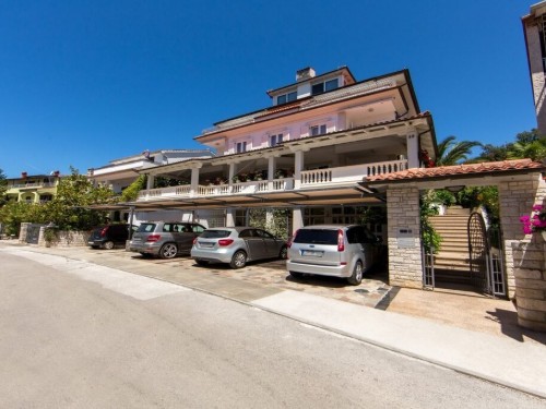 Holiday home - 2 persons -  - 52100 - Pula