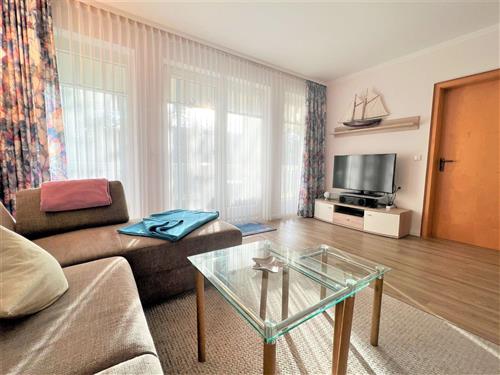 Ferienzentrum - 5 Personen -  - Dollahner Straße - 18609 - Binz