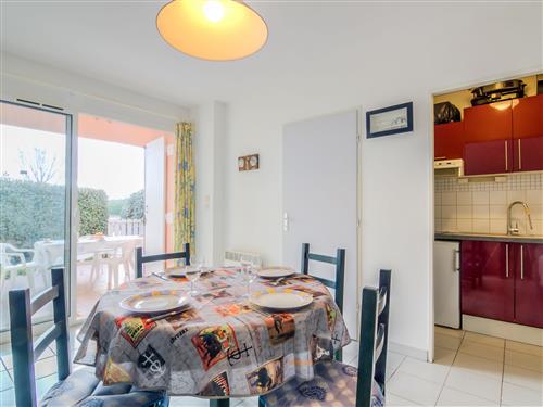 Holiday Home/Apartment - 4 persons -  - Port Camargue - 30240