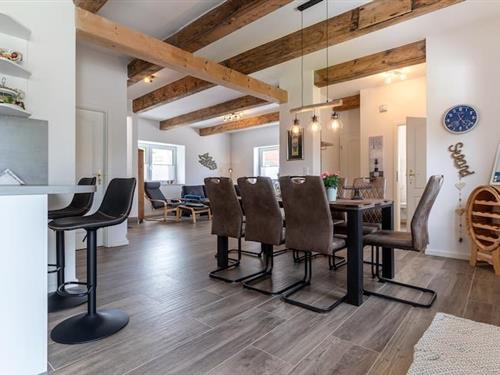 Holiday home - 8 persons -  - 25881 - Tating