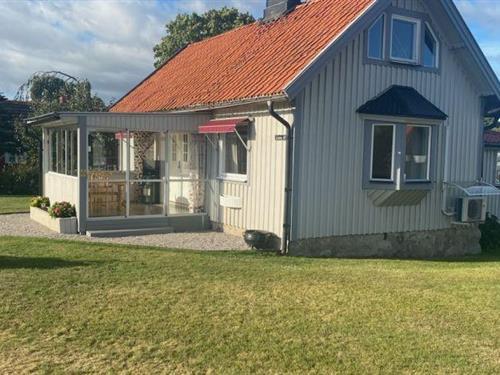 Holiday home - 7 persons -  - 385 98 - Bergkvara