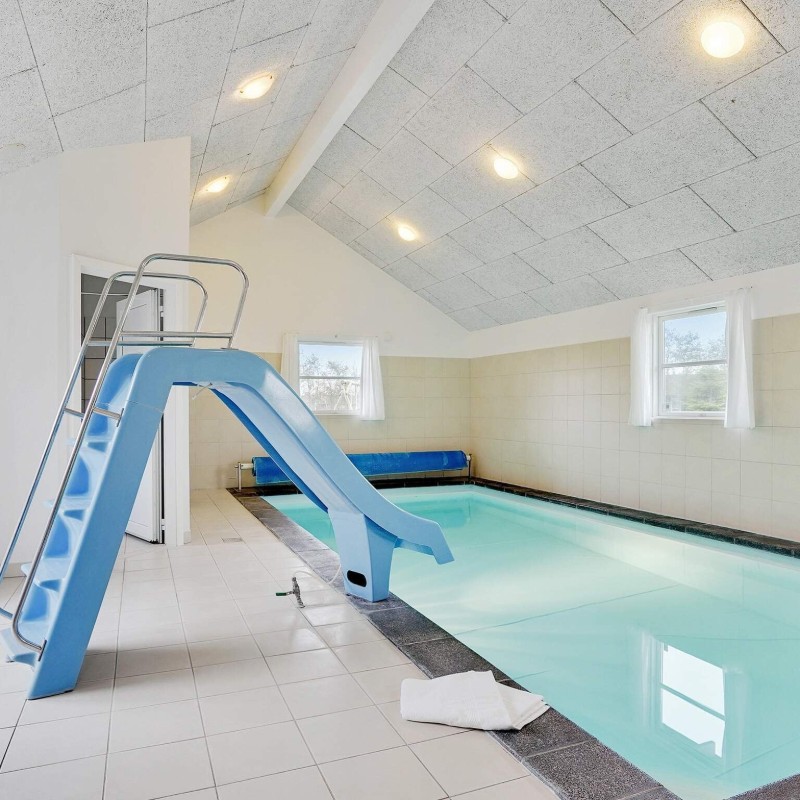 Sommerhus - 24 personer -  - Blommestien - Marielyst - 4872 - Idestrup