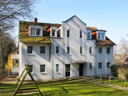 Holiday Home/Apartment - 4 persons -  - Zinnowitz - 17454