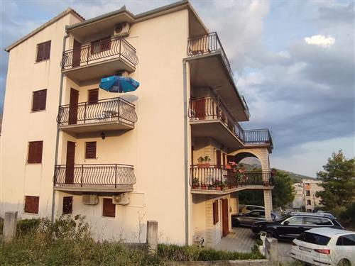 Holiday apartment - 6 persons -  - Bosancica - 21312 - Podstrana
