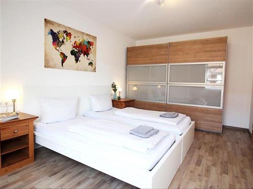 Ferienwohnung - 3 Personen -  - Dr. Bolza Ring - 97299 - Zell Am Main