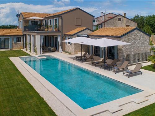 Sommerhus - 10 personer -  - Kolombera - 52470 - Umag