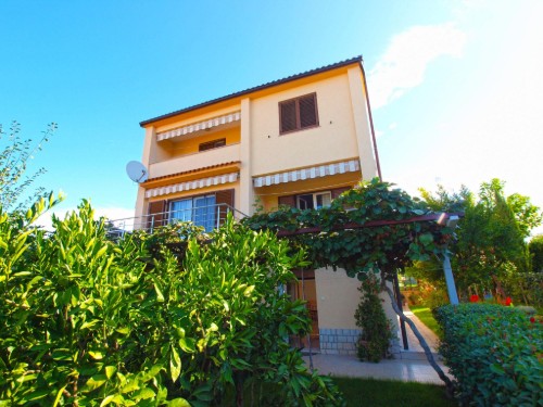 Holiday apartment - 5 persons -  - 52203 - Medulin