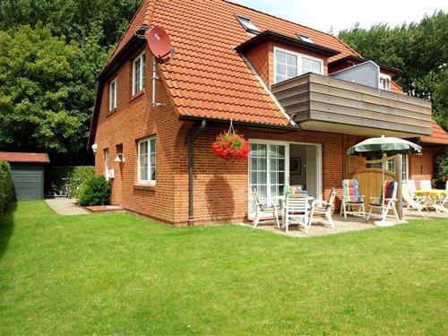 Holiday Home/Apartment - 2 persons -  - Am Leuchtturm - 25938 - Wyk Auf Föhr