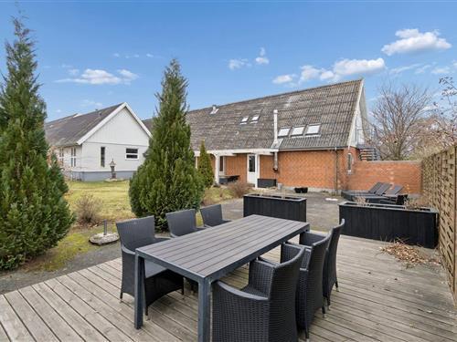 Ferielejlighed - 8 personer -  - Jordbærhaven 8, lejl. - Snogebæk - 3730 - Nexø