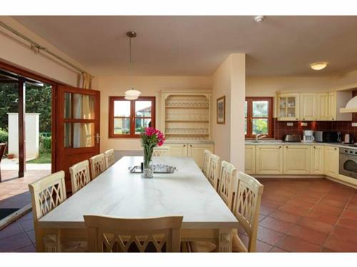 Villa - 8 personer -  - 21450 - Hvar