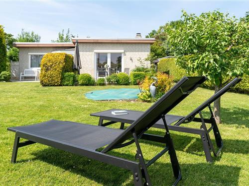 Holiday home - 2 persons -  - Hanseatenweg - 23743 - Lensterstrand