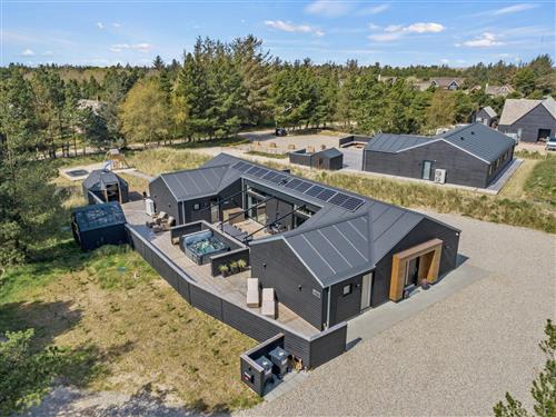 Sommerhus - 10 personer -  - Møllehusvej - 6857 - Blåvand