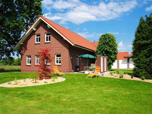 Ferienhaus - 4 Personen -  - Neu-Glansdorfer-Straße - 26817 - Rhauderfehn