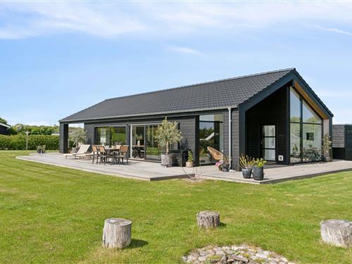 Sommerhus - 6 personer -  - Følfodvænget - 5932 - Humble