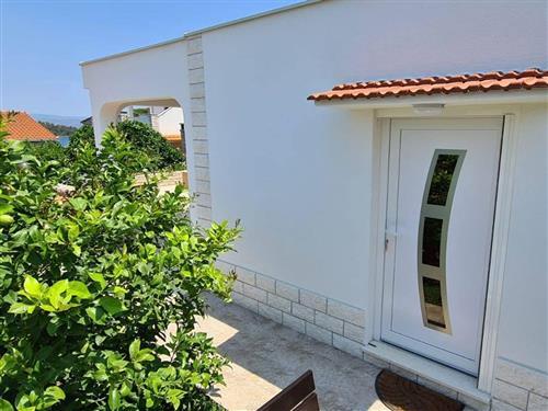 Ferieleilighet - 4 personer -  - Ribarska 7, Necujam - 21432 - Stomorska