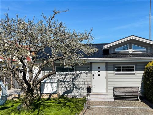  - 4 personer -  - Hamnvägen - Hasslö - 37365 - Karlskrona