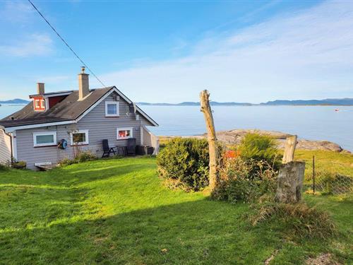 Feriehus - 9 personer -  - Hanasandveien - 4150 - Rennesøy