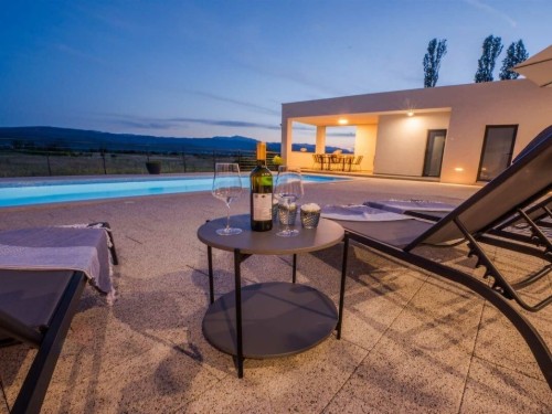 Villa - 6 personen -  - 21260 - Imotski