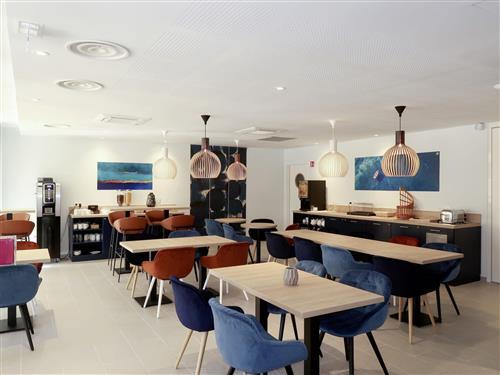 Holiday apartment - 2 persons -  - Cavalaire - 83240