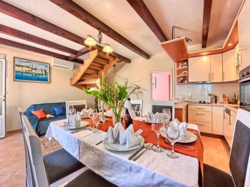 Villa - 8 personer -  - 21223 - Okrug Donji