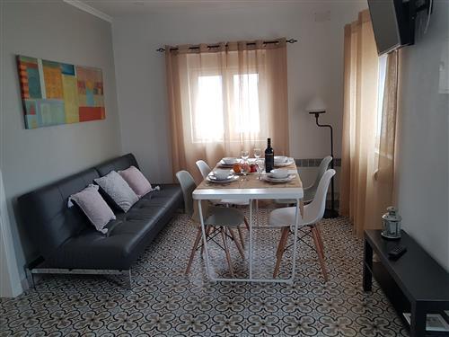 Holiday Home/Apartment - 4 persons -  - Rua da Saudade, - 2520-129 - Ferrel