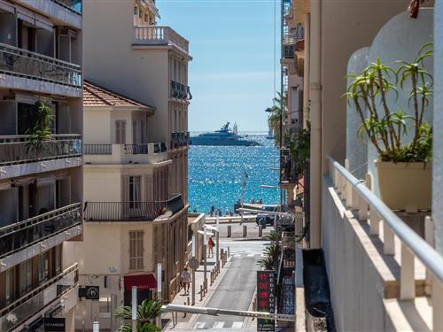 Holiday apartment - 2 persons -  - 06400 - Cannes