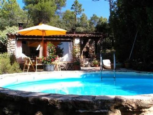 Holiday home - 5 persons -  - Sillans-La-Cascade - 83690