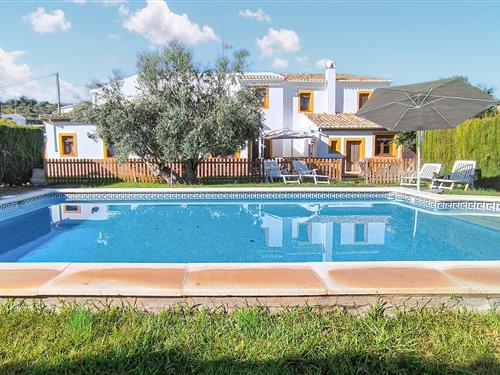 Holiday home - 17 persons -  - ctra. CO-8205, La Venta - 14812 - Almedinilla