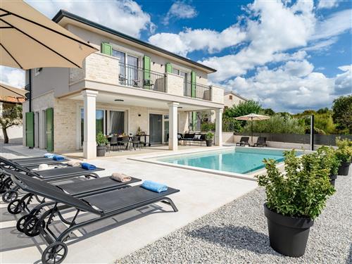 Holiday home - 8 persons -  - Porec/Heraki - 52448