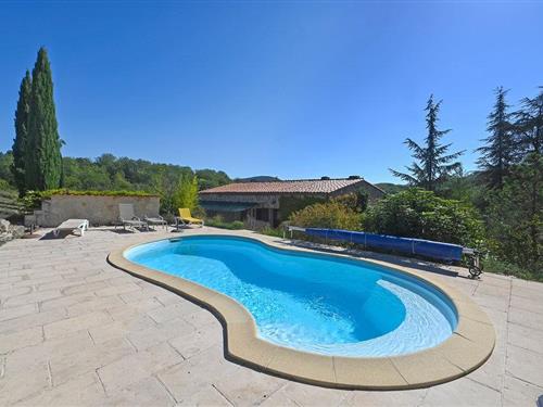 Holiday home - 10 persons -  - Chemin de Galinier - St.-Jean-De-Maruéjols-Et-Avéj. - 30430 - Saint-Jean-De-Maruéjol