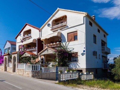 Ferielejlighed - 5 personer -  - Kukljica - 23271 - Kukljica