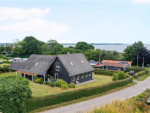 Sommerhus - 10 personer -  - Mosvigvej - Grønninghoved - 6093 - Sjølund