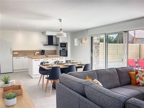 Holiday home - 6 persons -  - Saint Méloir Des Ondes - 35111