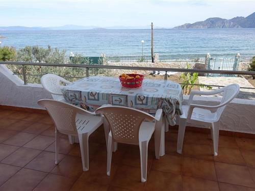 Sommerhus - 6 personer -  - Am Strand - 18020 - Kalloni / Trizinias