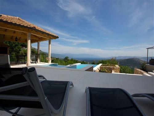 Holiday home - 8 persons -  - Novi Vinodolski/Bribir - 51253