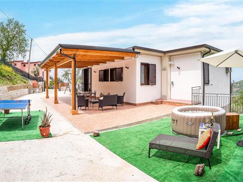 Feriehus / leilighet - 7 personer -  - Località Pesapere - 84050 - Laureana Cilento