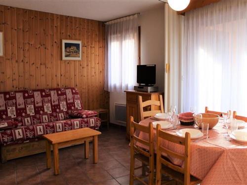 Holiday Home/Apartment - 6 persons -  - 05560 - Vars