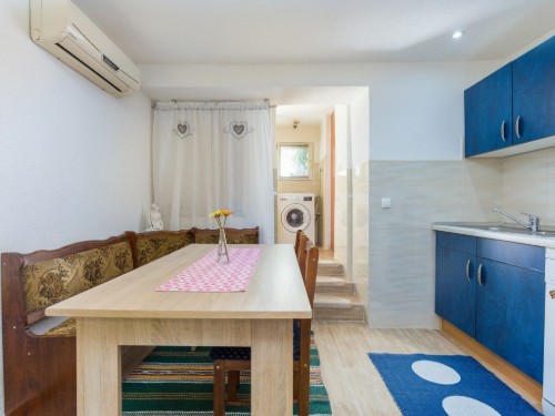 Holiday apartment - 2 persons -  - Nezakcijska - 52100 - Pula