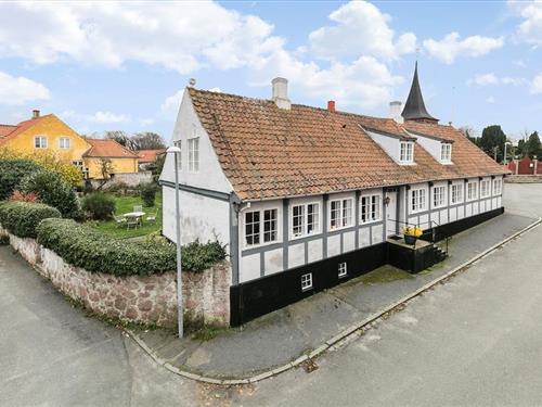 Feriehus / leilighet - 4 personer -  - Kirkepladsen 4 B - 3740 - Svaneke