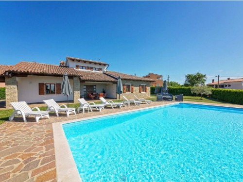 Holiday home - 8 persons -  - Zagrebacka - 52463 - Visnjan