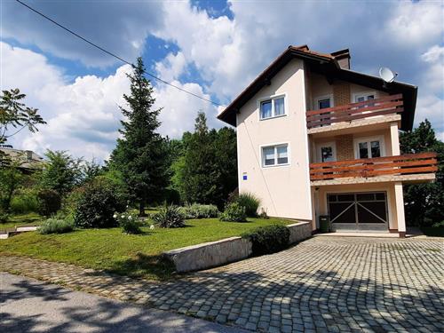 Sommerhus - 6 personer -  - Grabovac - 47245 - Rakovica