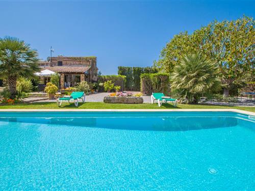 Holiday home - 6 persons -  - Diseminado Disseminat - Comptesses Petit, Alcudia - 07400 - Alcudia