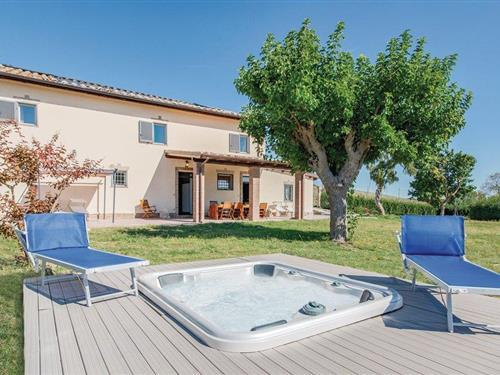 Feriehus - 13 personer -  - Cda Valletta, - Senigallia - 61040 - Mondavio -Pu-