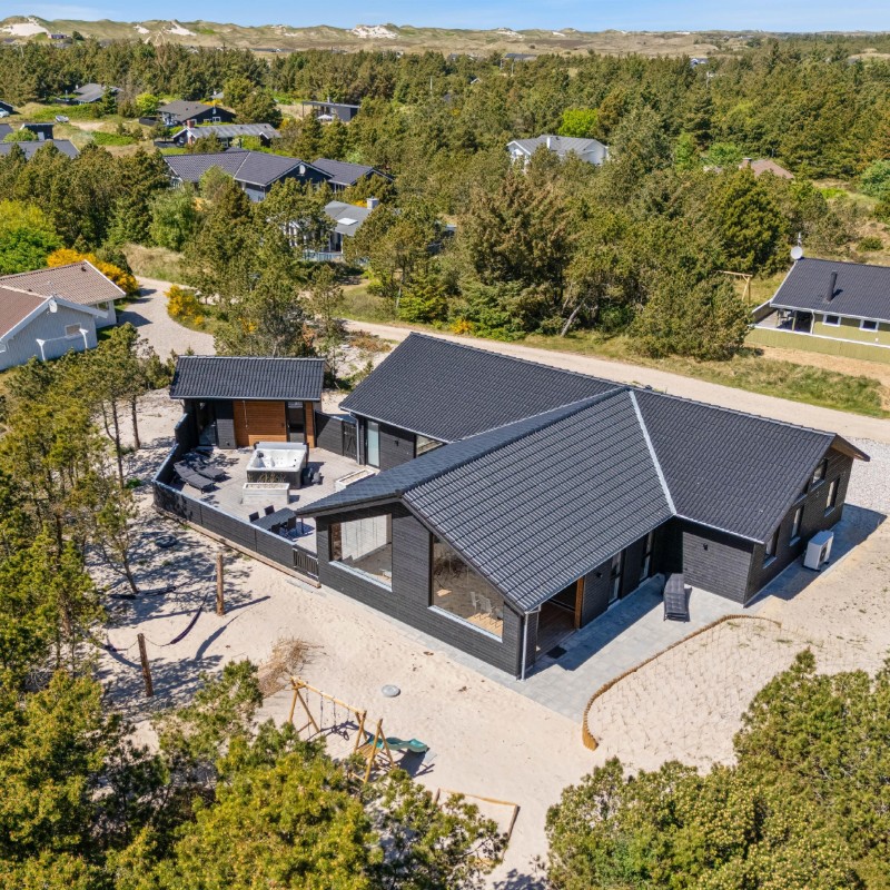 Sommerhus - 12 personer -  - Bjerregårdsvej - Bjerregård - 6960 - Hvide Sande