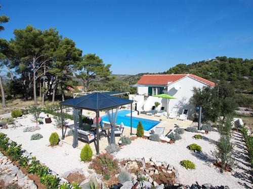 Holiday home - 6 persons -  - Dracevica - Brac- Dracevica - 21423 - Nerezisca