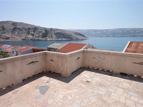 Holiday Home/Apartment - 6 persons -  - Metajna - 53296 - Metajna