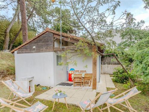 Holiday home - 4 persons -  - Avenue des Chevrefeuilles - Saint-Georges-De-Didonne - 17110 - Saint-Georges-De-Didon