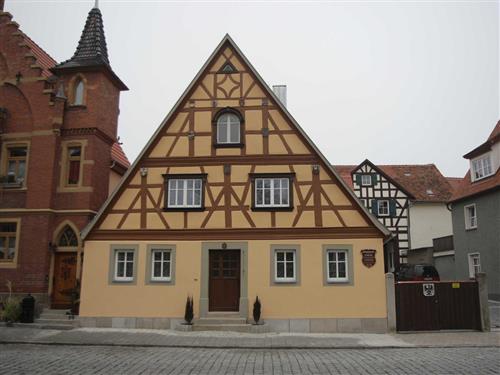 Holiday Home/Apartment - 4 persons -  - Holzmarkt - 91438 - Bad Windsheim